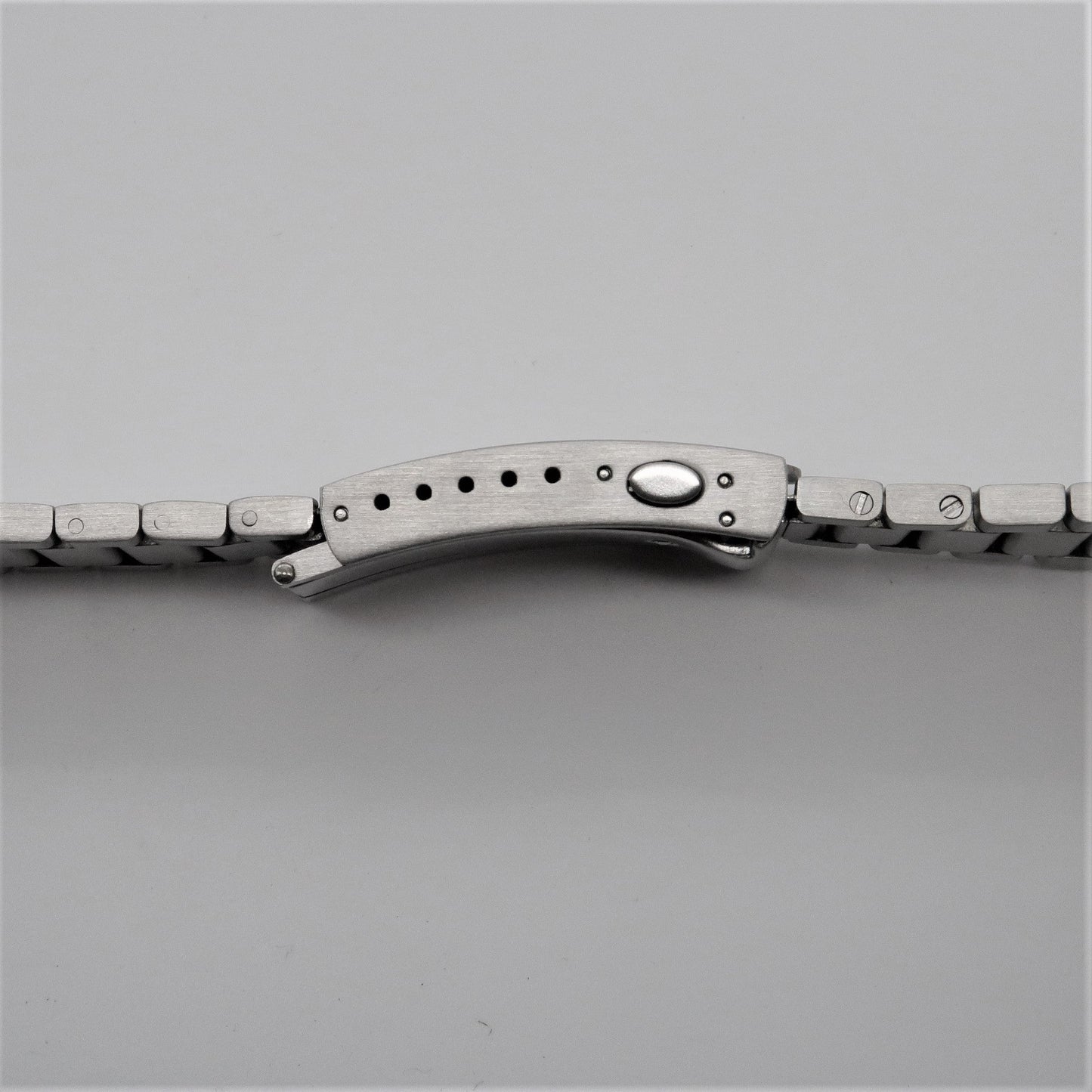 Brushed Contemporary Flat Link Bracelet for Black Bay 58