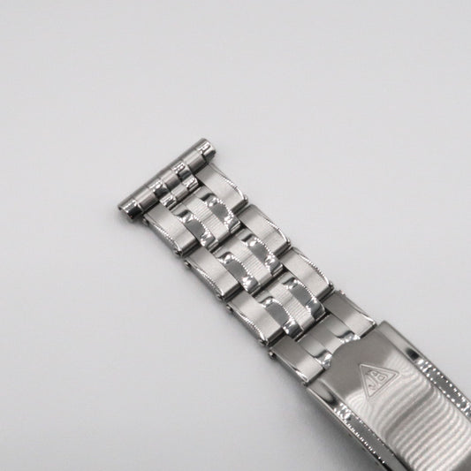 The Forstner 5-Link Rivet Bracelet