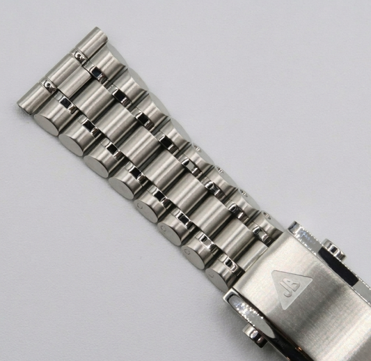 Forstner Bullet Bracelet with Straight Ends