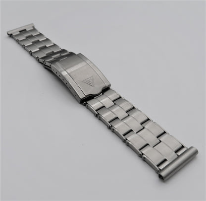 The Forstner Rivet Bracelet - Stretch or Solid Links