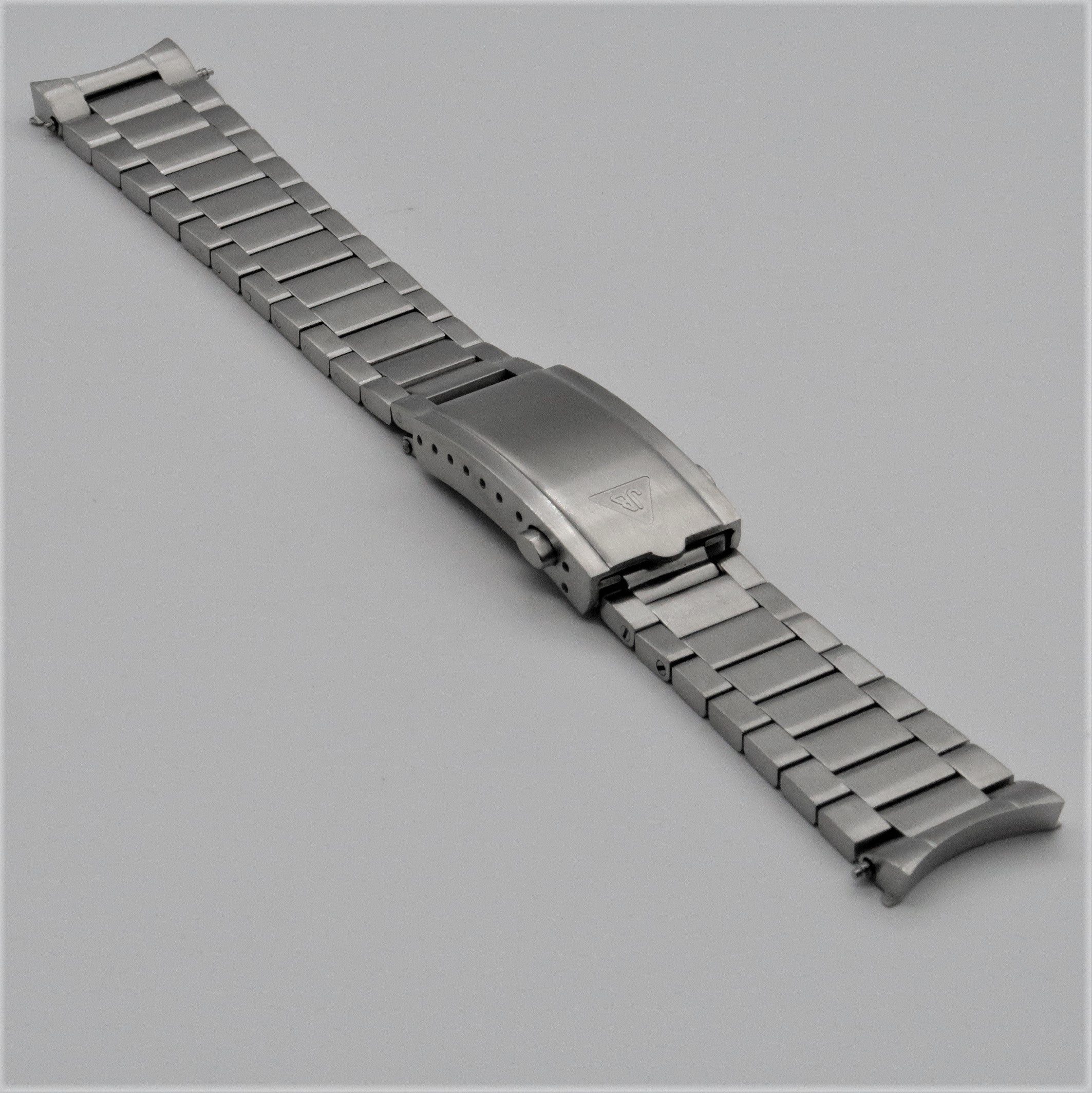 Omega speedmaster 18mm bracelet best sale