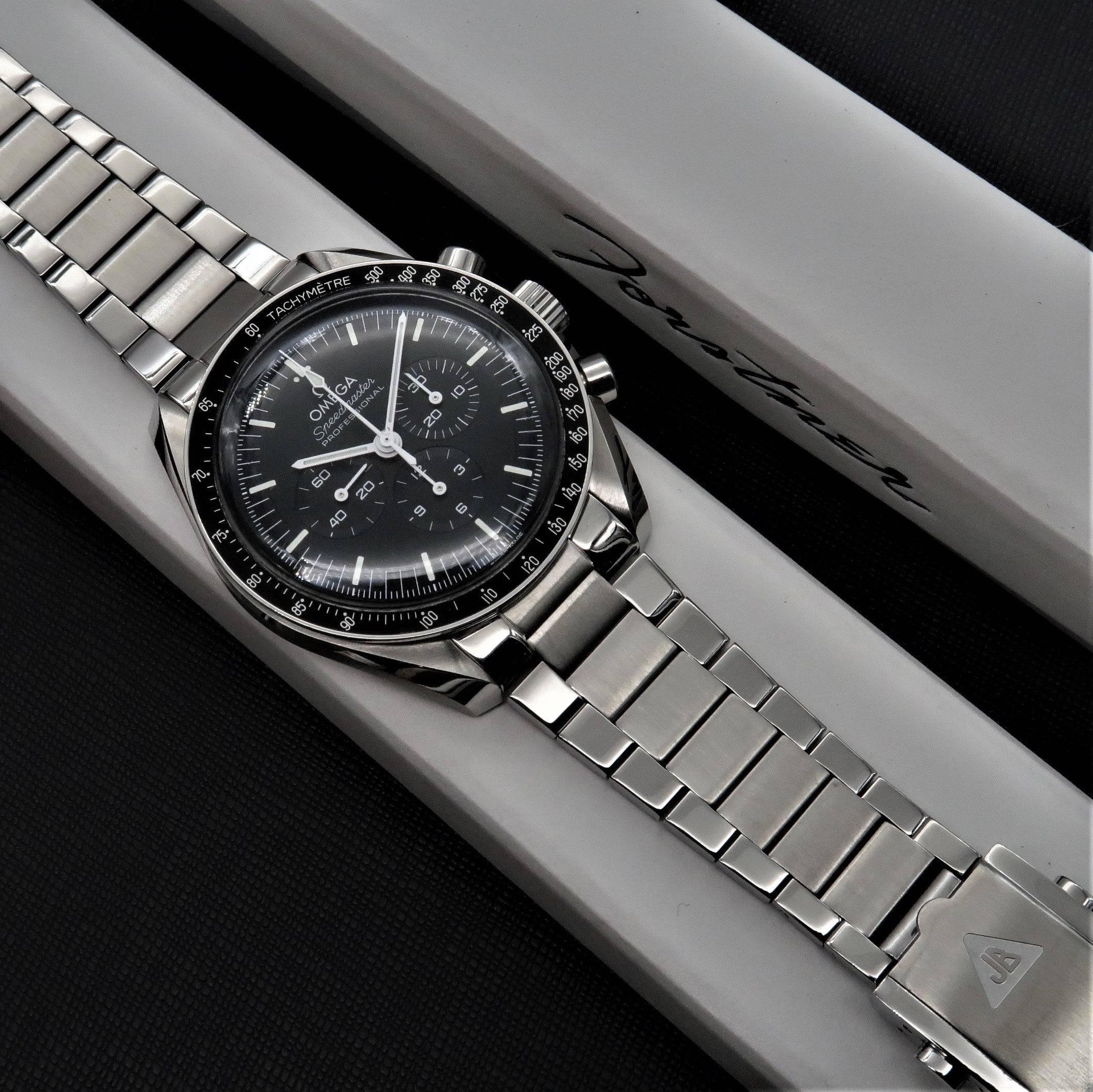 Contemporary Flat Link Bracelet for Omega Speedmaster Forstner