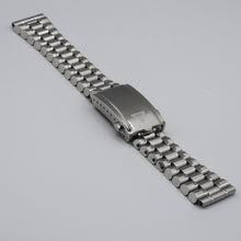 Load image into Gallery viewer, Bullet Bracelet for Vintage Accutron Astronaut